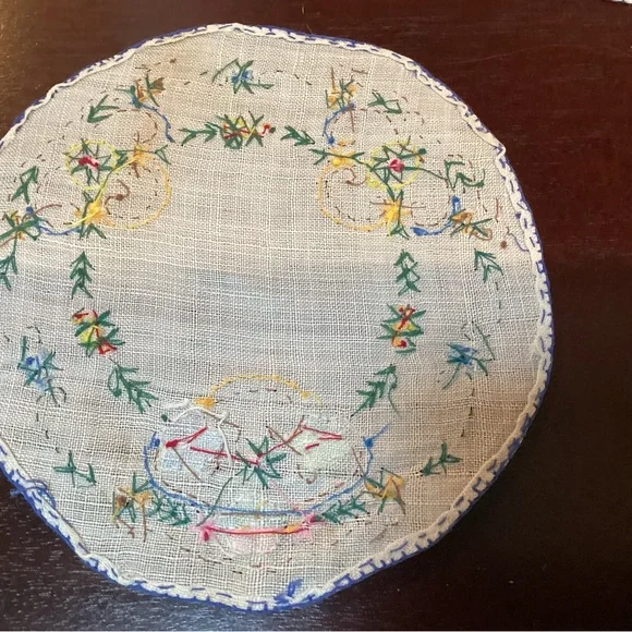Hand-Embroidered Linen Cocktail Rounds - Picture 7 of 7